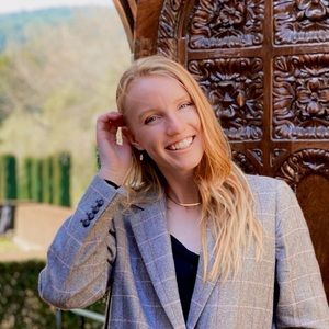 Meet your Posher, Megan